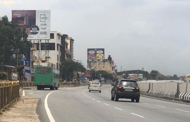 Hosur Road Near Chandapura Towards Attibele 