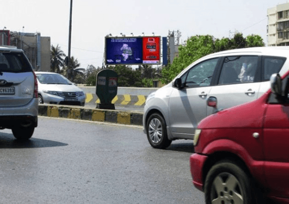 Billboard at Airport to Worli Sea Link Via Bandra ROB ​