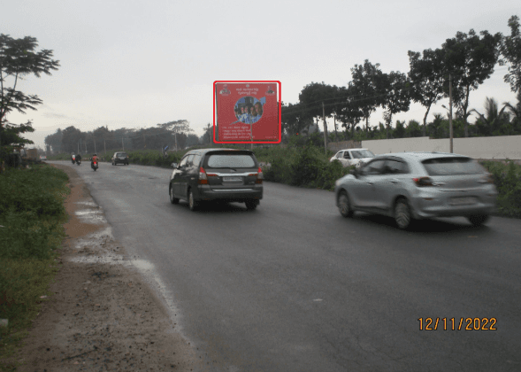 Kanakapura Road-Near Raavugodlu Gate, Towards Kaggalipura & Bangalore City